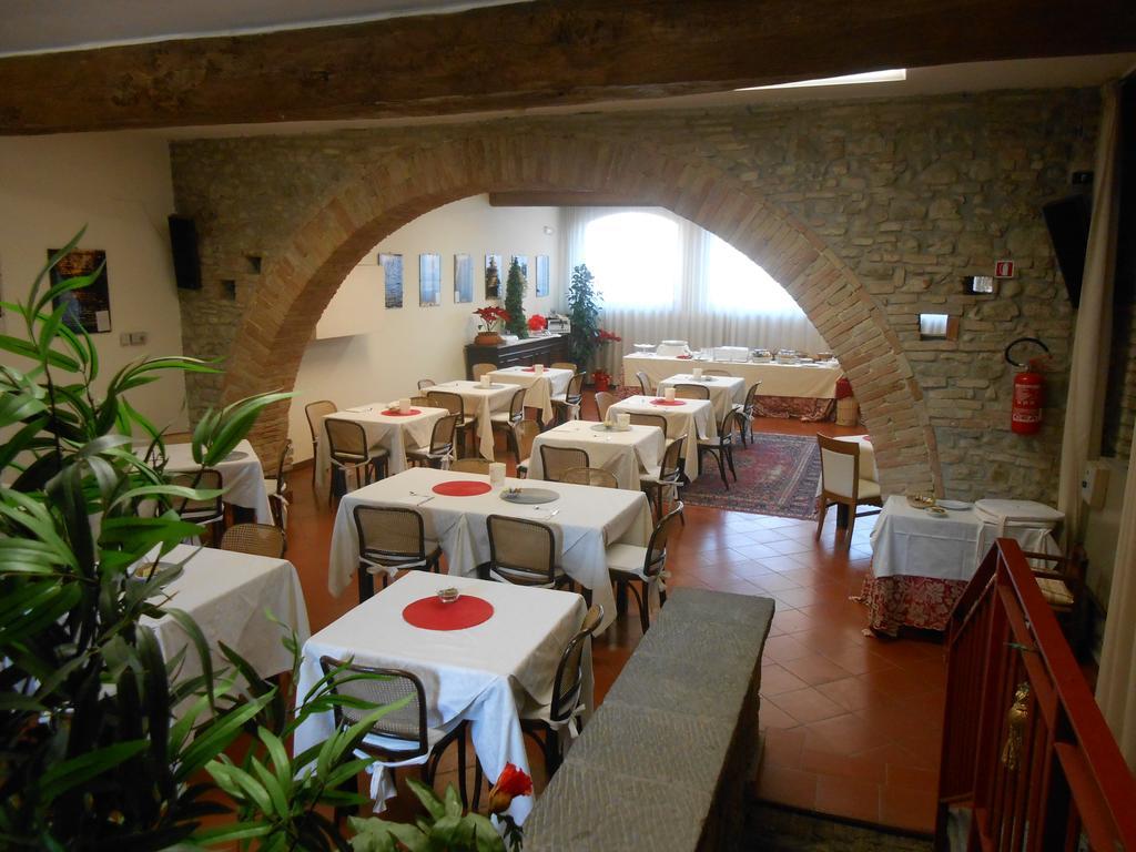 Hotel Lo Spedalicchio Bastia Umbra Exterior foto
