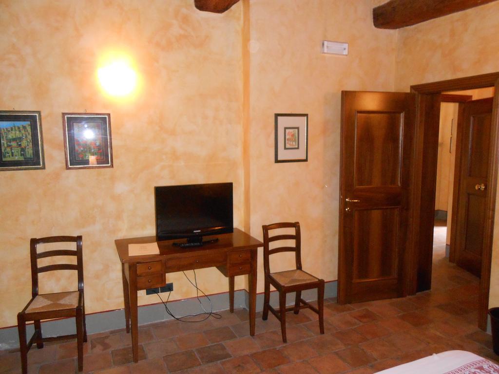 Hotel Lo Spedalicchio Bastia Umbra Exterior foto