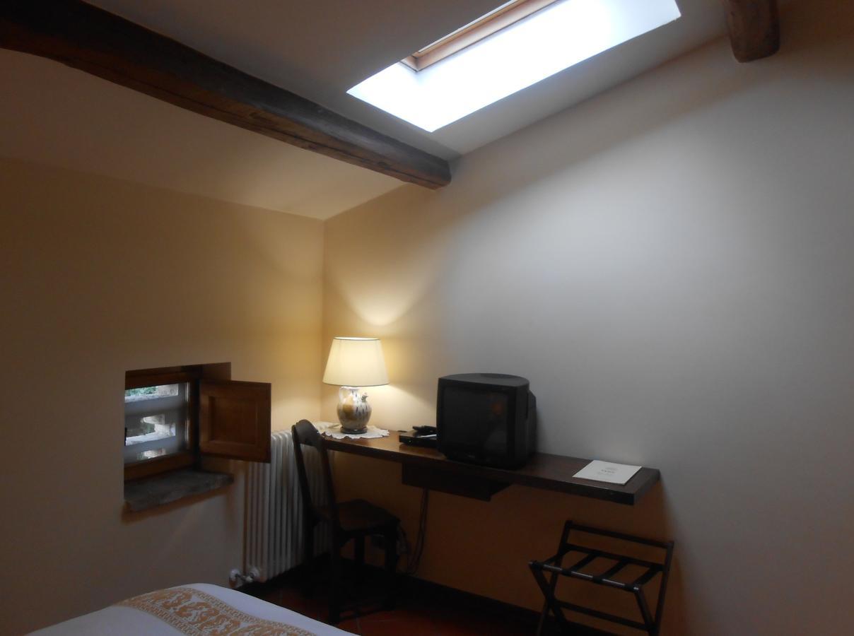 Hotel Lo Spedalicchio Bastia Umbra Exterior foto